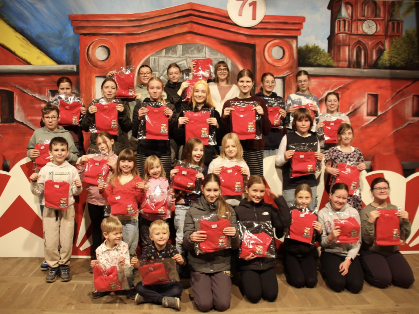 Neue Vereinsshirts für unsere Jugend